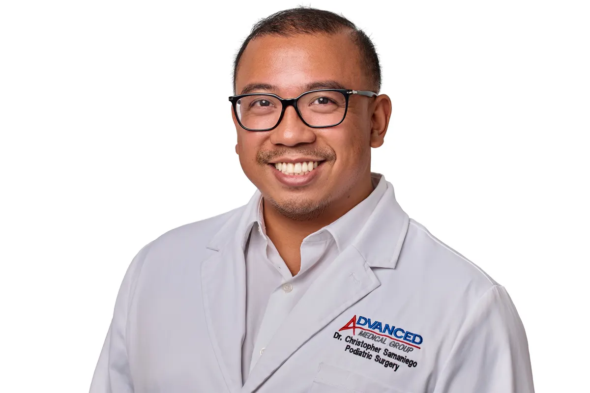 Dr. Christopher D Samaniego, DPM